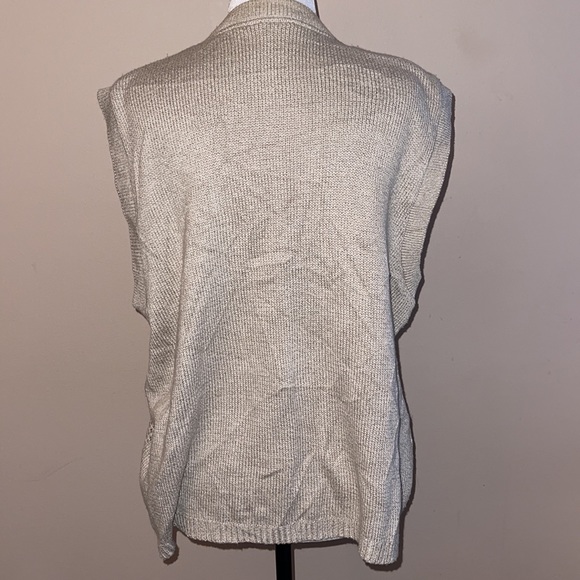 Knitted women’s vest XL - Picture 10 of 11